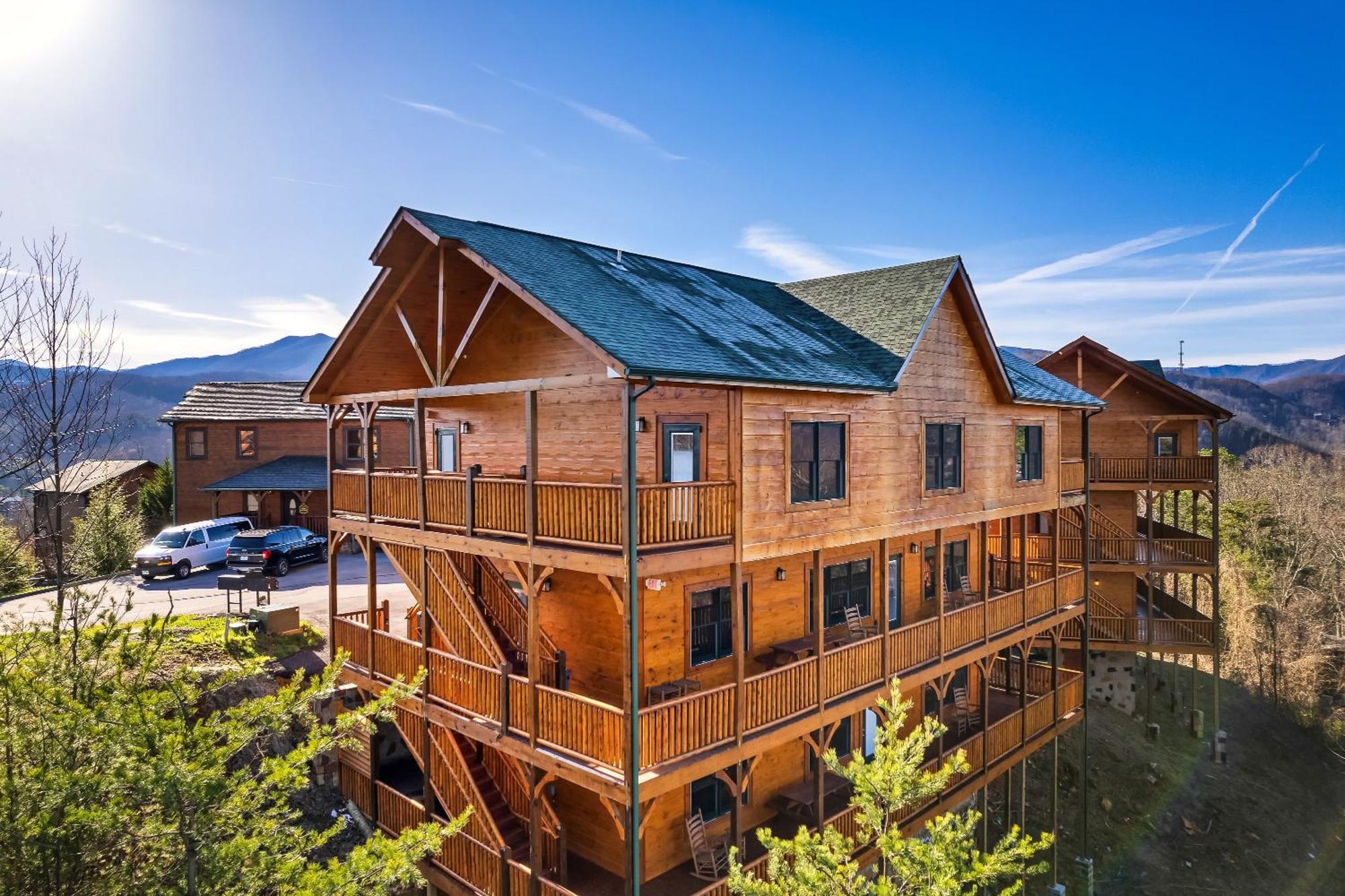 Full Equipped Cabin With A Pool And Game Room Smokies Views Гатлинбург Экстерьер фото