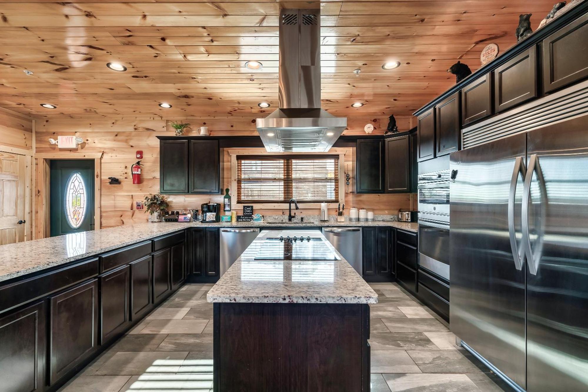 Full Equipped Cabin With A Pool And Game Room Smokies Views Гатлинбург Экстерьер фото