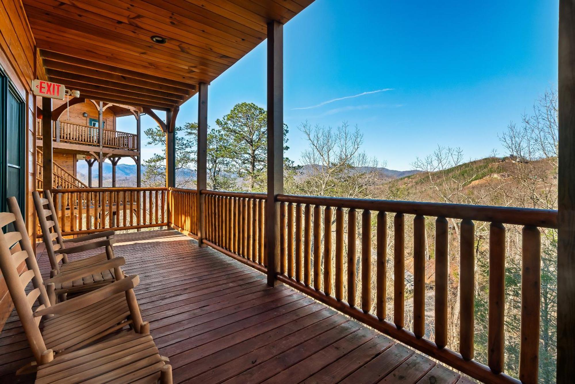 Full Equipped Cabin With A Pool And Game Room Smokies Views Гатлинбург Экстерьер фото